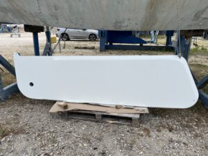 Read more about the article How to Remove and Reinstall the Ovni 435 Centerboard (DIY Guide)